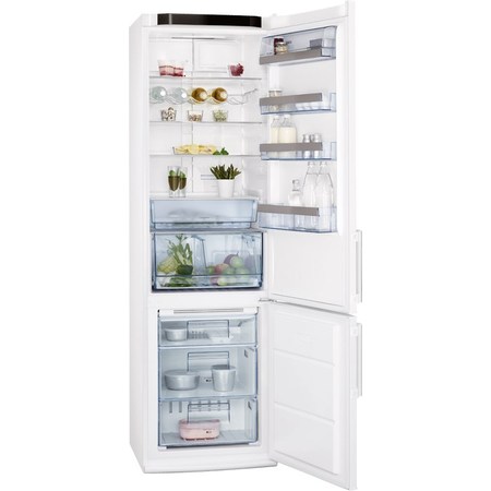 Холодильник AEG S83600CMW1